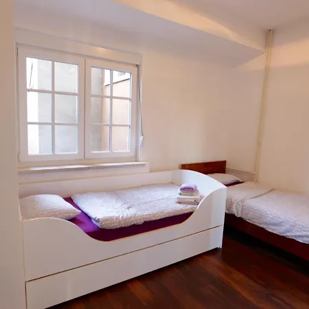 Apartment Brick On Macedonia Pedestrian Street Skopje