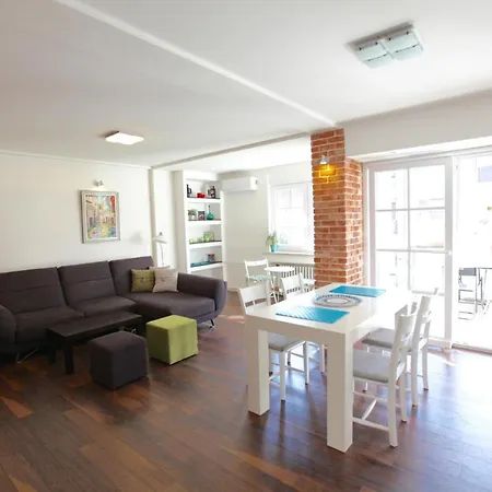 Apartment Brick On Macedonia Pedestrian Street