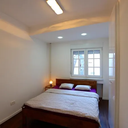 Apartment Brick On Macedonia Pedestrian Street Skopje